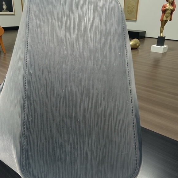 Louis Vuitton Epi Leather Neverfull MM Black | Like New + Entrupy COA+Insert - Picture 13 of 16